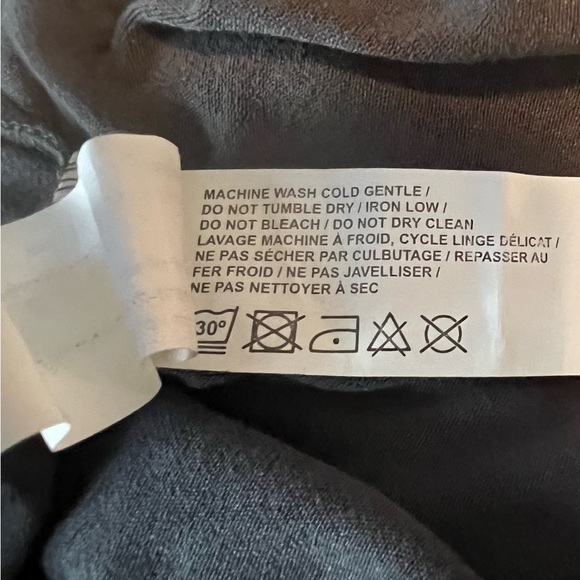 𝅺Anama Gray Flowy Tank Sz S - Picture 6 of 6